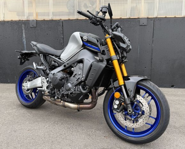 YAMAHA  MT-09  2022