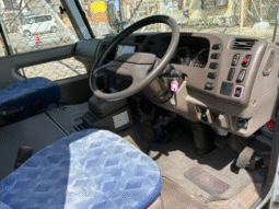 
										MITSUBISHI  Rosa  2015 full									