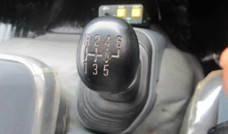 
								ISUZU  Forward  2017 full									