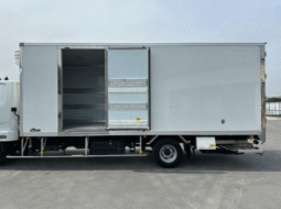 
										MITSUBISHI Fuso Fighter 2021 full									