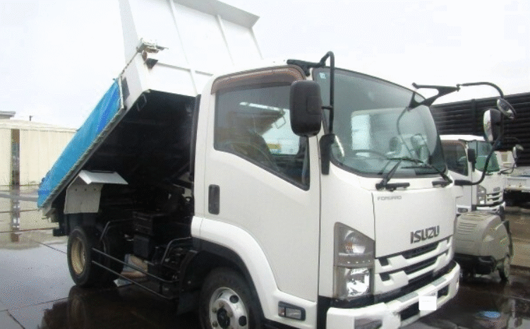 
								ISUZU  Forward  2017 full									