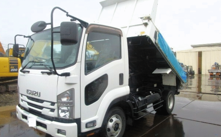 
								ISUZU  Forward  2017 full									