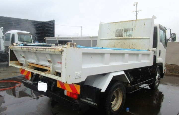 
								ISUZU  Forward  2017 full									