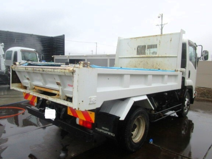 ISUZU  Forward  2017