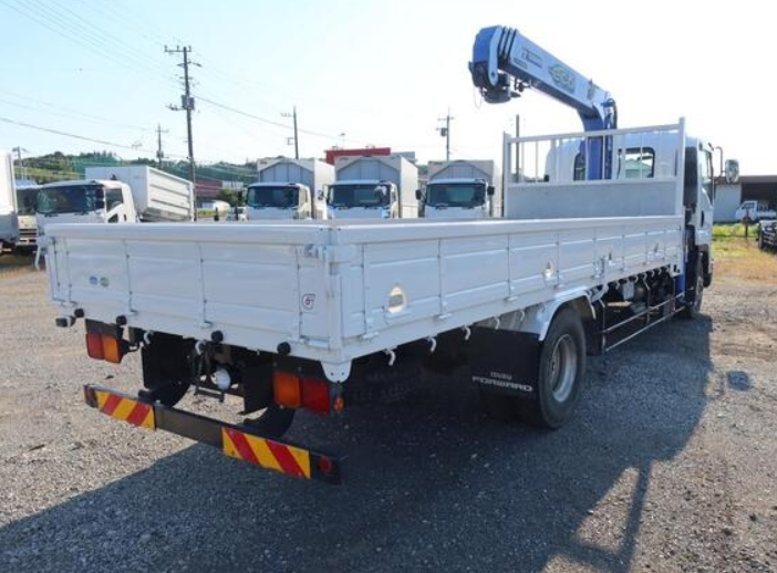 ISUZU  Forward   2015