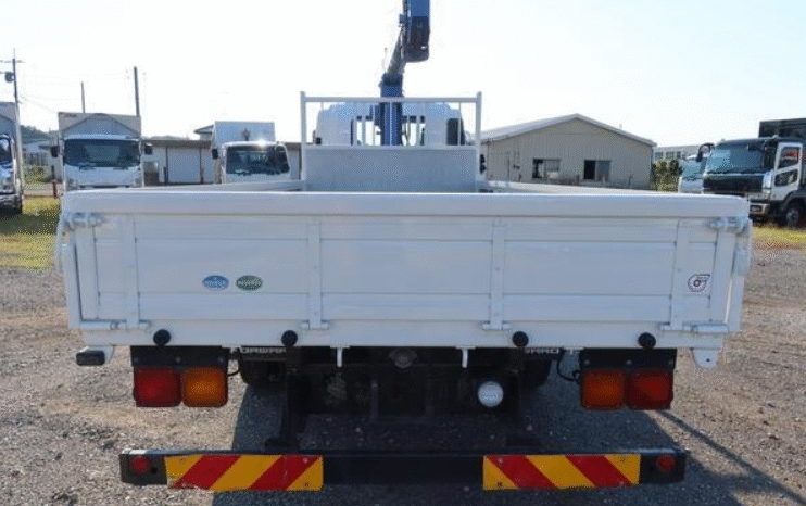 
								ISUZU  Forward   2015 full									