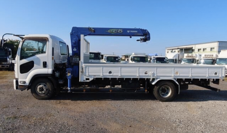 
								ISUZU  Forward   2015 full									