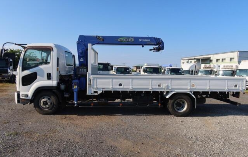 ISUZU  Forward   2015