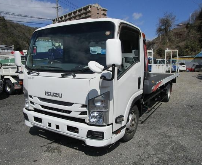 ISUZU  Elf 2018