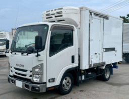 ISUZU  Elf  2017