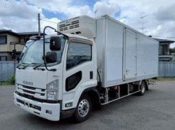 ISUZU  Forward 2020