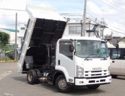 ISUZU  Forward   2012