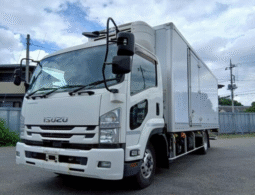 ISUZU  Forward 2020