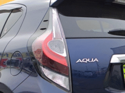 TOYOTA  AQUA  2020