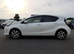 TOYOTA  AQUA  2020