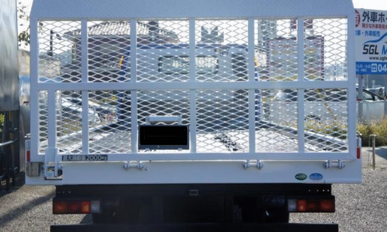 
								MITSUBISHI  Canter  2013 full									