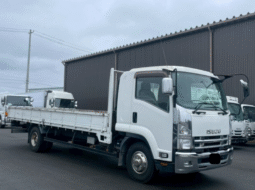 ISUZU  Forward  2015