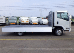 ISUZU  Elf  2020