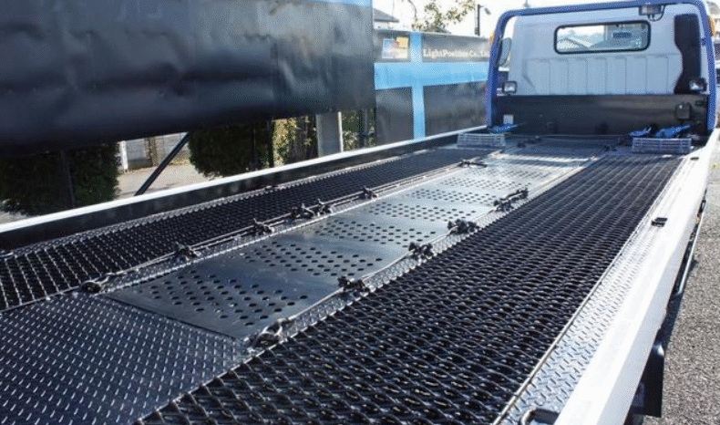 
								MITSUBISHI  Canter  2013 full									
