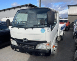 Hino Dutro 2012