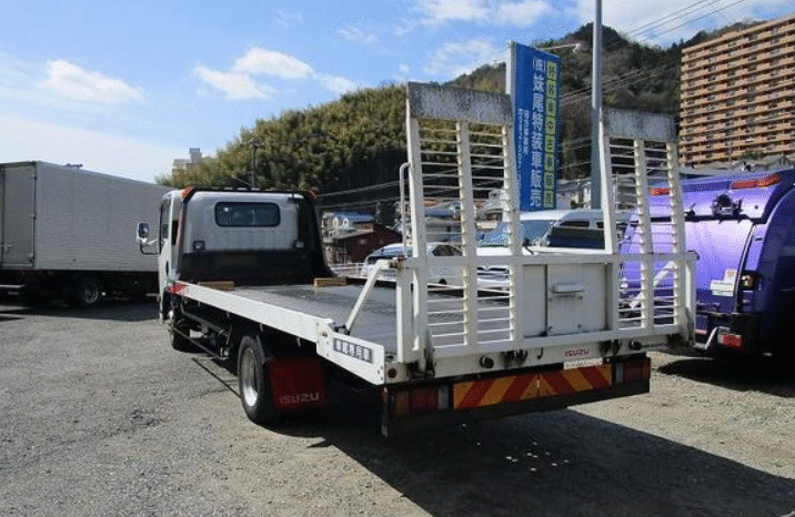 
								ISUZU  Elf 2018 full									
