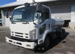 ISUZU  Elf  2010 TANKER TRUCK