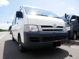 
										TOYOTA  HIACE COMMUTER 2019 full									
