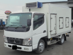 MITSUBISHI    Canter  2010