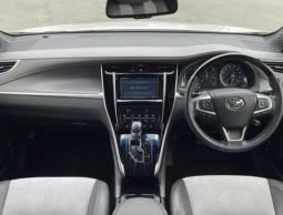 TOYOTA HARRIER PREMIUM 2017