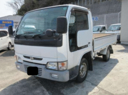 NISSAN    Atlas  2002