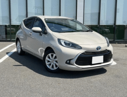 
										TOYOTA  AQUA  Z 2024 full									