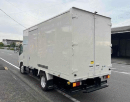 Hino    Dutro   2007