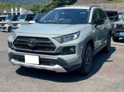 TOYOTA RAV 4 2025