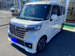 SUZUKI SPACIA HYBRID XS Turbo