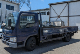 MAZDA    Titan   2004