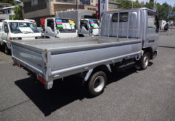 NISSAN    Atlas    2004