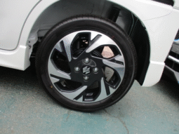 SUZUKI SPACIA HYBRID XS Turbo