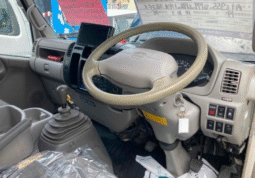 Hino    Dutro   2007