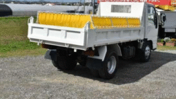 ISUZU    Elf    2005