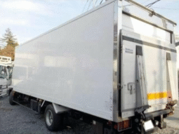 ISUZU    Forward   2005