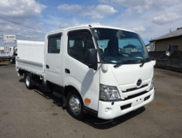 Hino Dutro   2020