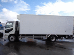 MITSUBISHI  Fuso Fighter  2010