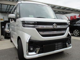 SUZUKI SPACIA HYBRID XS Turbo