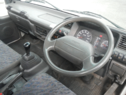 NISSAN    Atlas   2003