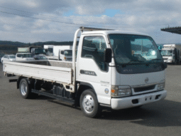 NISSAN    Atlas   2003