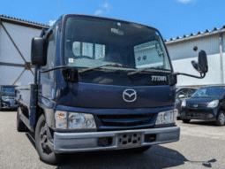 MAZDA    Titan   2004