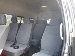 
										TOYOTA  HIACE COMMUTER 2011 full									