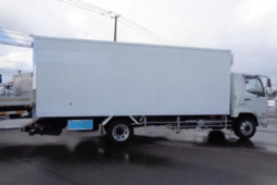 MITSUBISHI  Fuso Fighter  2010