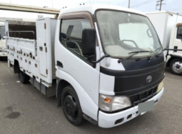 TOYOTA    Dyna  2004
