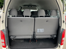 
										TOYOTA  HIACE COMMUTER 2019 full									
